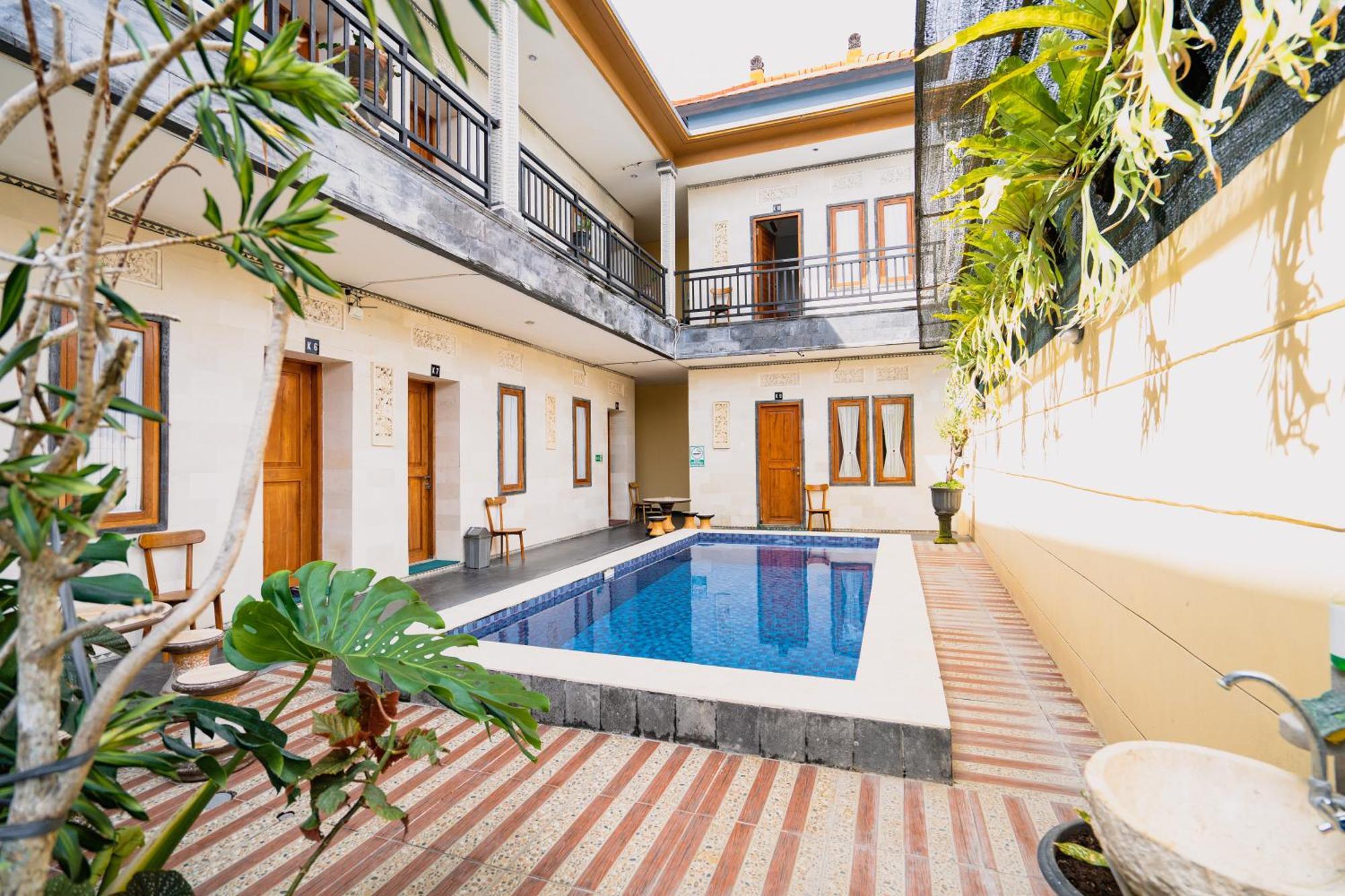 Guesthouse Cempaka Putih Seminyak  Luaran gambar